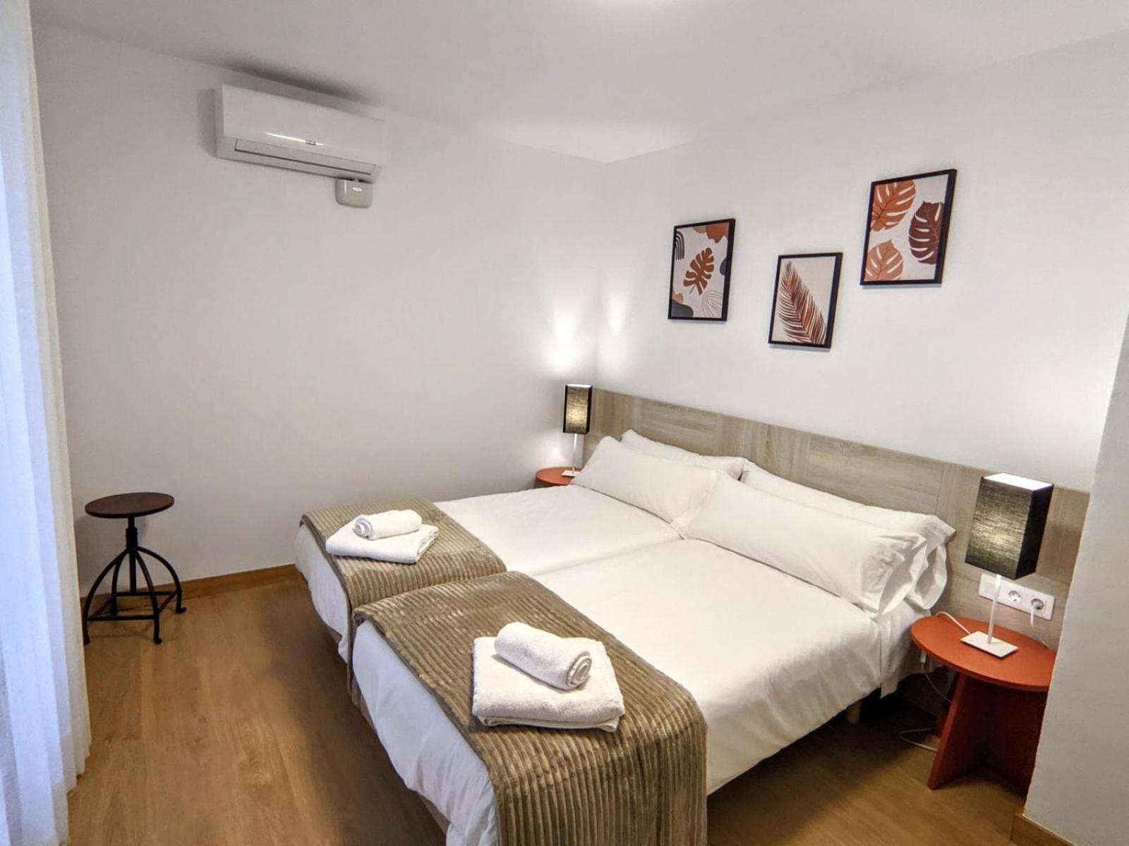 Apartamentos Plaza Del Torico Teruel Buitenkant foto