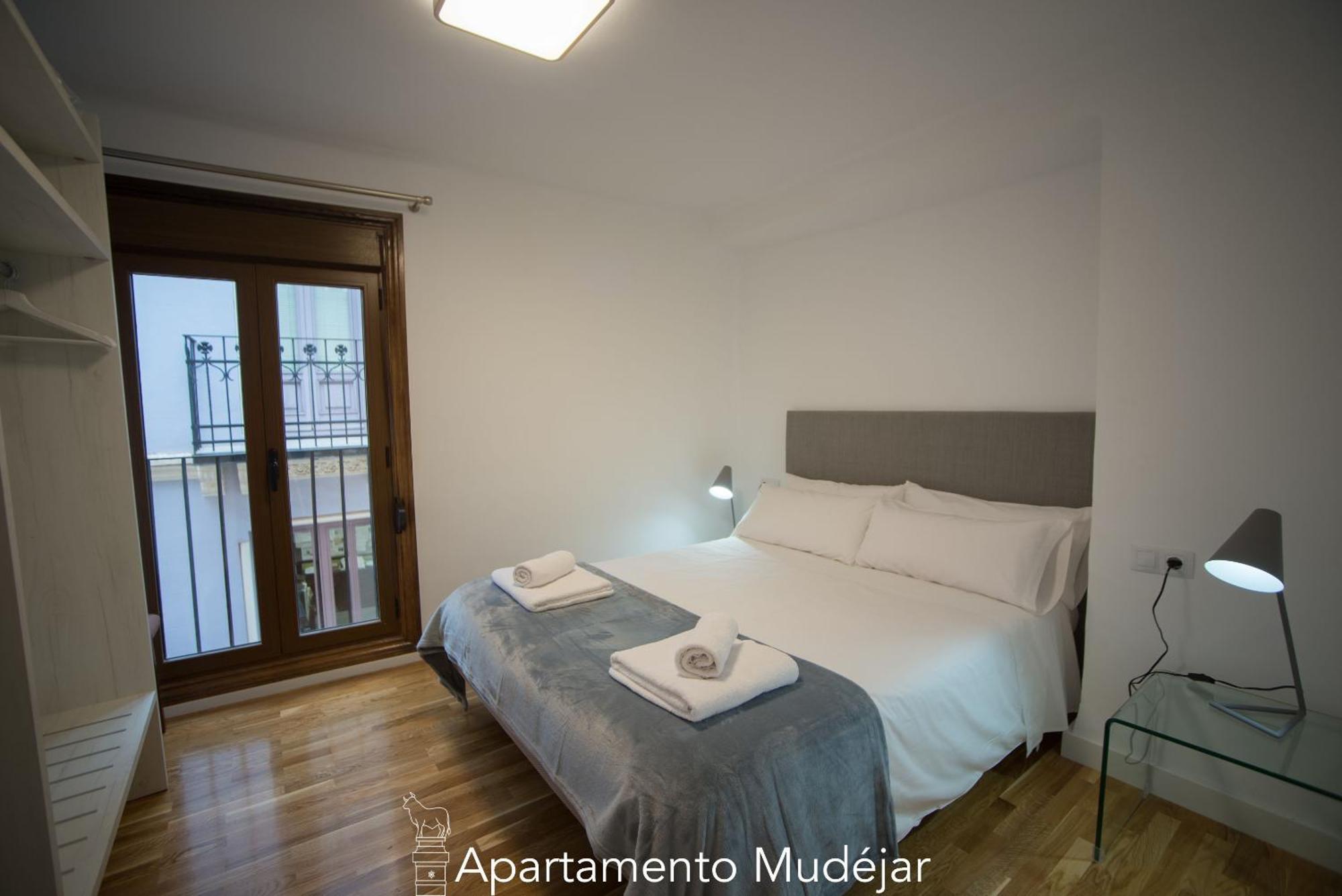 Apartamentos Plaza Del Torico Teruel Buitenkant foto